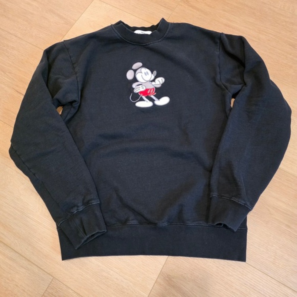 Disney Mickey Mouse Embroidered Sweatshirt Adult Small Black Genuine Mousewear